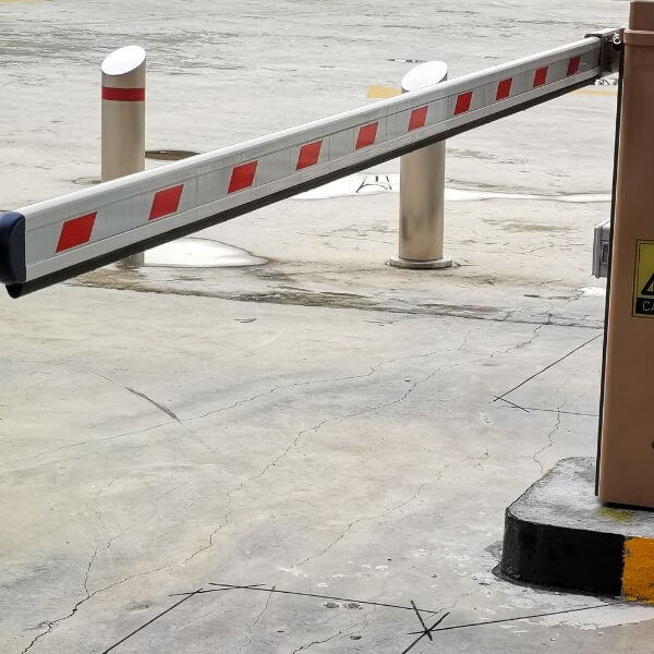 Boom gate in Central Coast installed by Auto Gate Guys, ideal for securing car parks and commercial access points